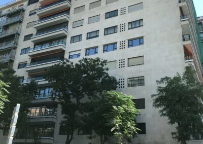 Rehabilitación integral de fachada de edificio en Madrid